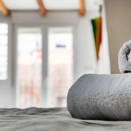Estudio Para Parejas Con Terraza En La Playa Валенсія Екстер'єр фото